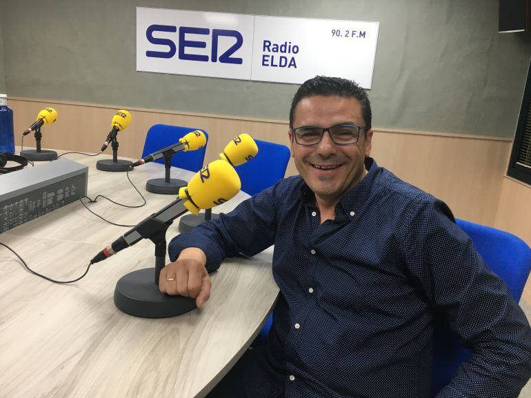 Pedro García, presidente de la Junta Central de Comparsas de Elda 