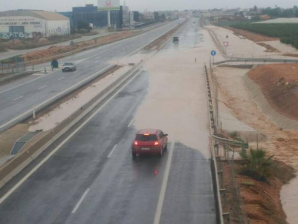 Fomento avisa del corte de diversas carreteras