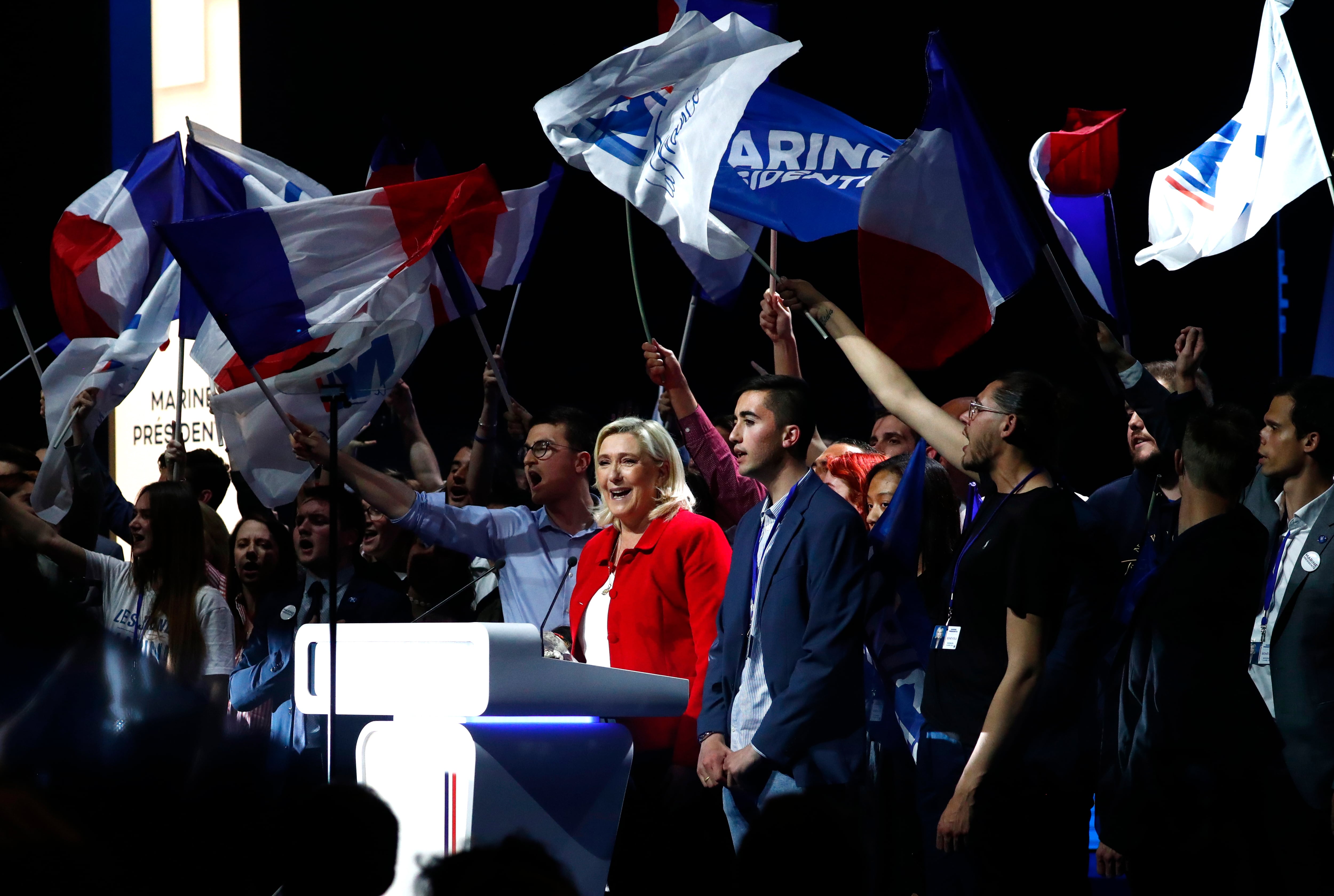 Marine Le Pen durante un mitin durante la campaña electoral.