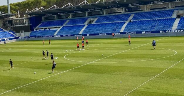 La SD Huesca ha entrenado en el campo de El Alcoraz