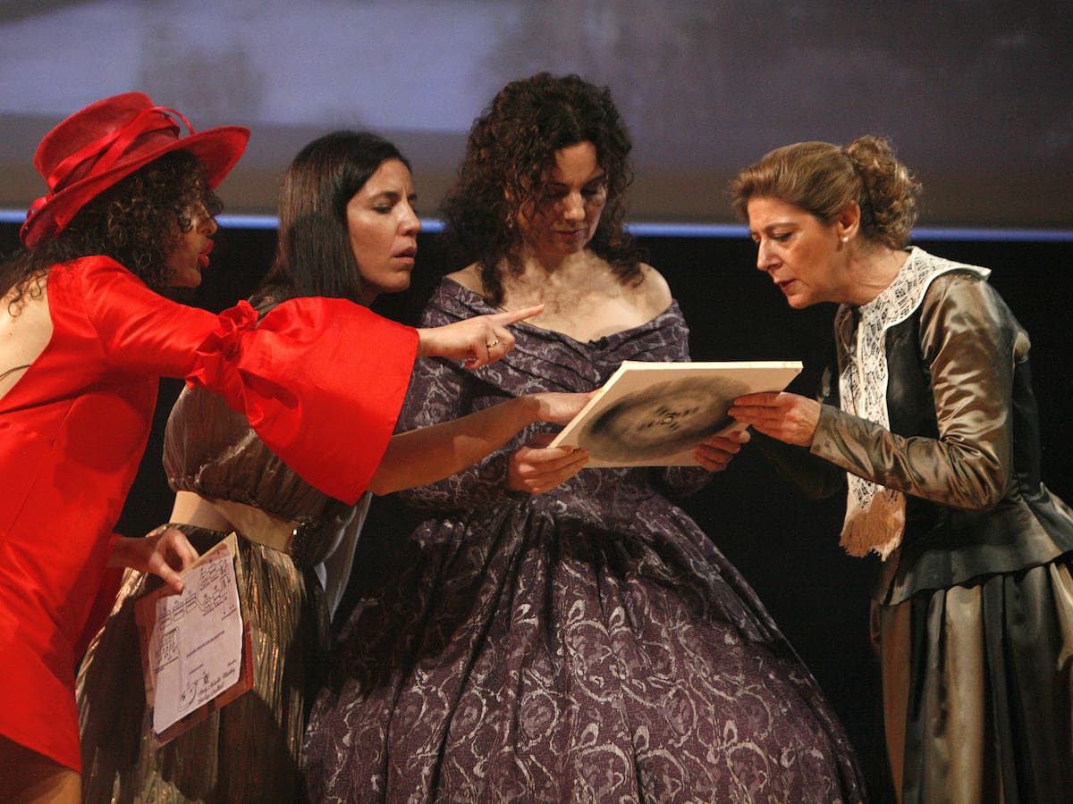 La ciencia se sube a las tablas para hacer justicia a las mujeres