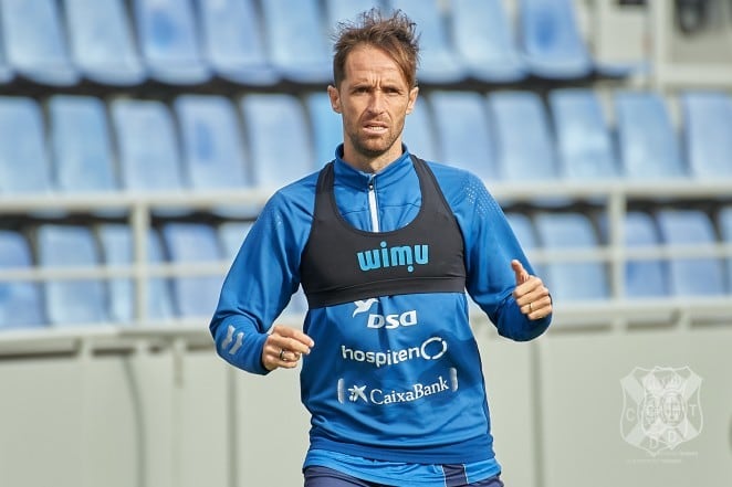 Míchel Herrero, centrocampista del CD Tenerife.