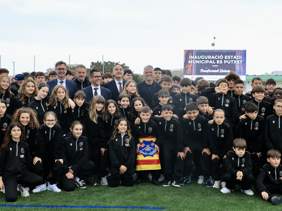 Inaugurado el nuevo estadio Es Putxet de Ibiza