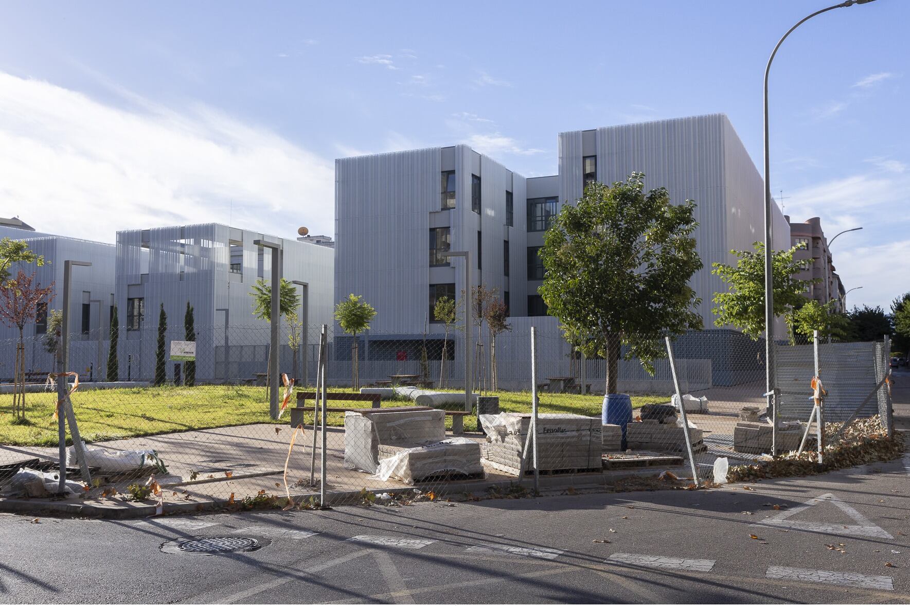 Estado actual de la Plaza de la Salud, a la espera de su apertura.