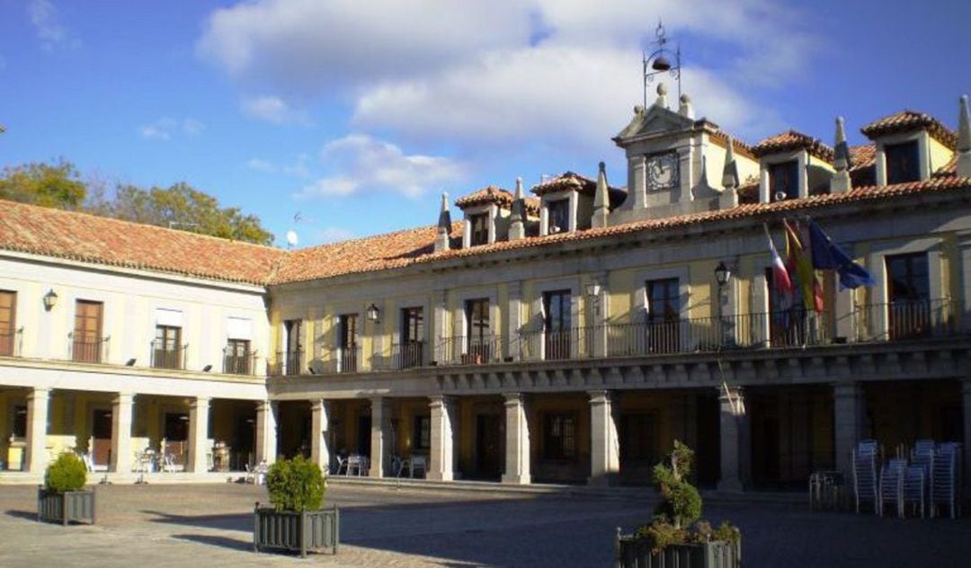 Plaza y Ayuntamiento de Brunete