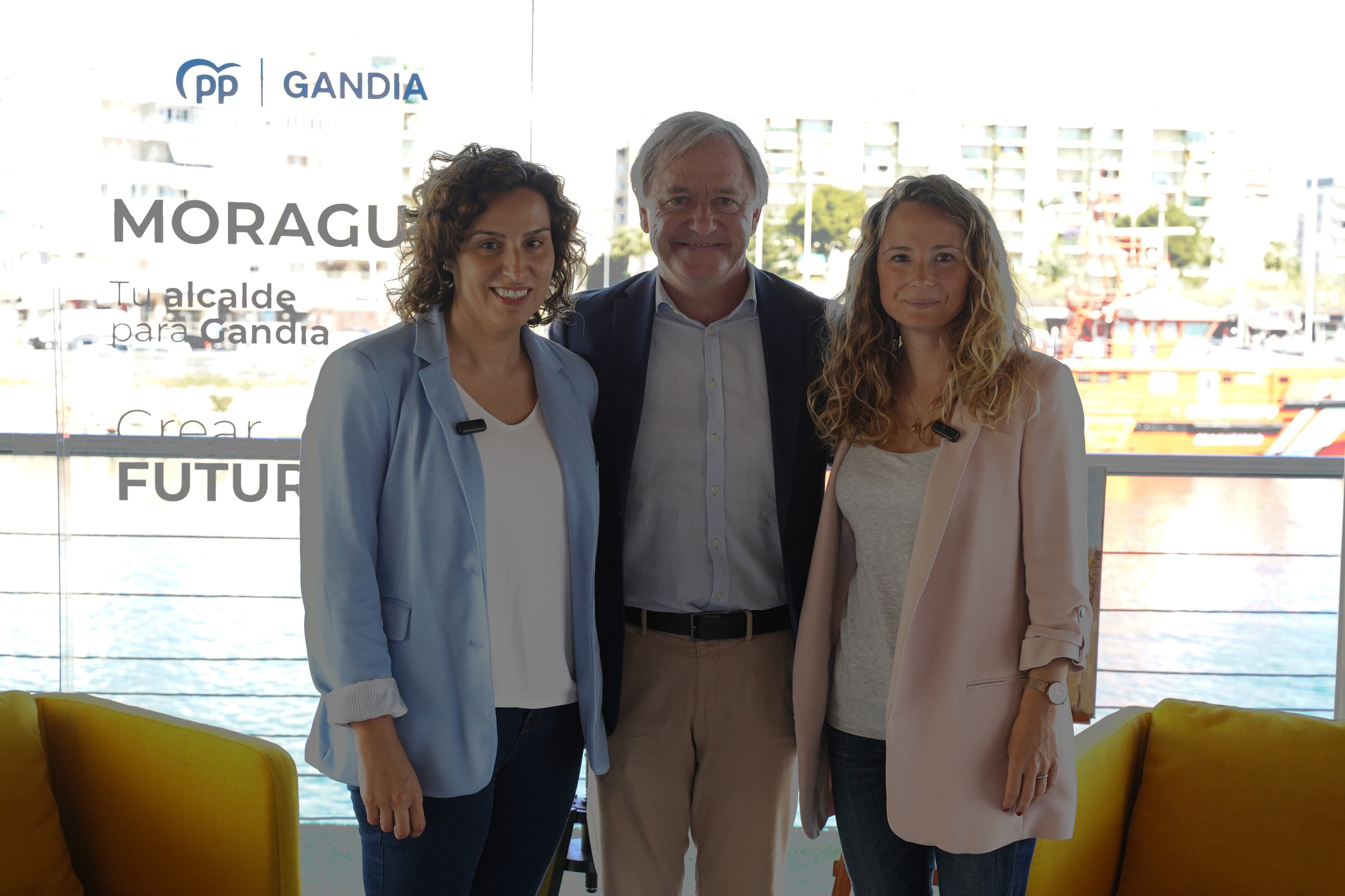 Rosabel Borrull, Juan Carlos Moragues y Aina Borredà.