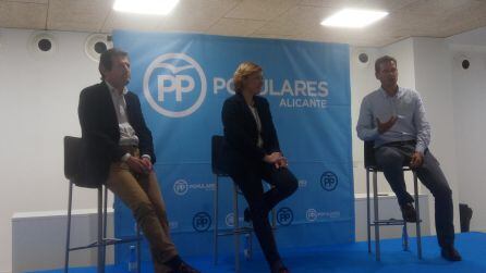 De izquierda a derecha: Pepe Císcar, Rosa Cardona y Óscar Antón.