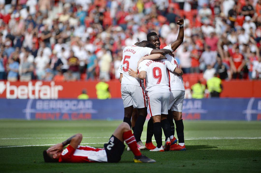 Ben Yedder celebra su gol al Athletic.