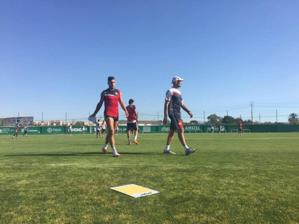 Sergio León, lesionado y pendiente de su futuro