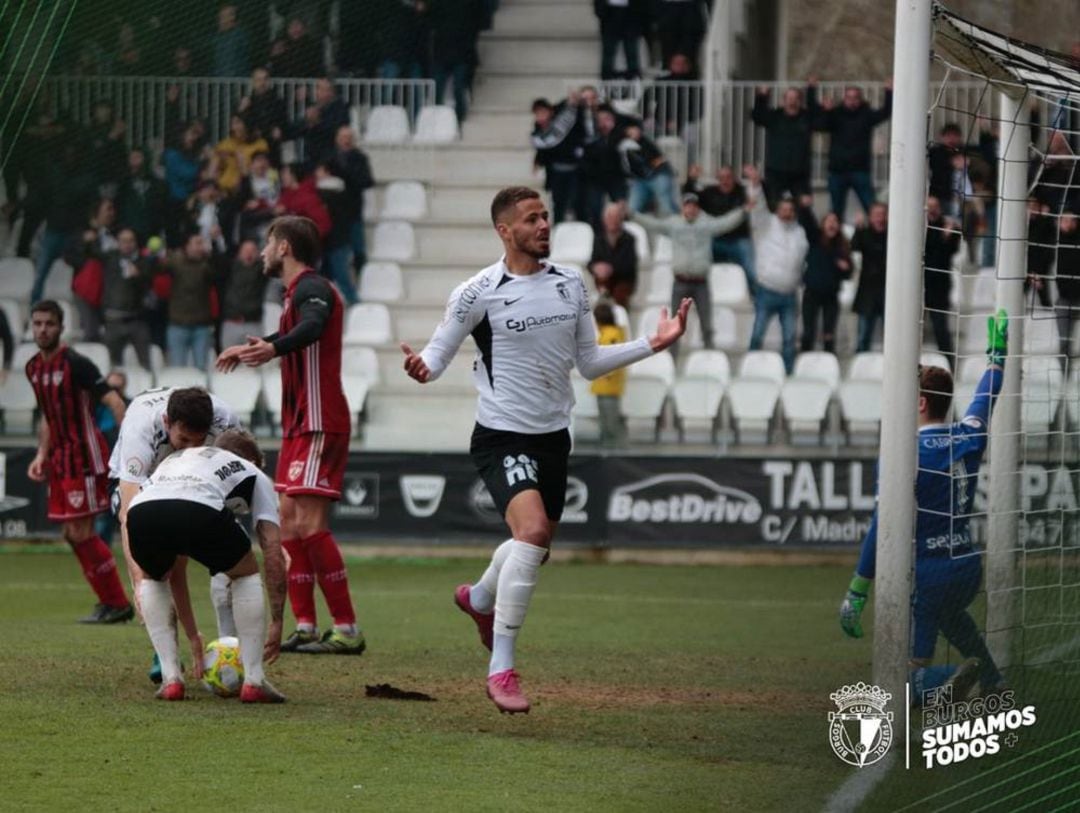 Marcelo celebrando el gol frente el Arenas de Getxo