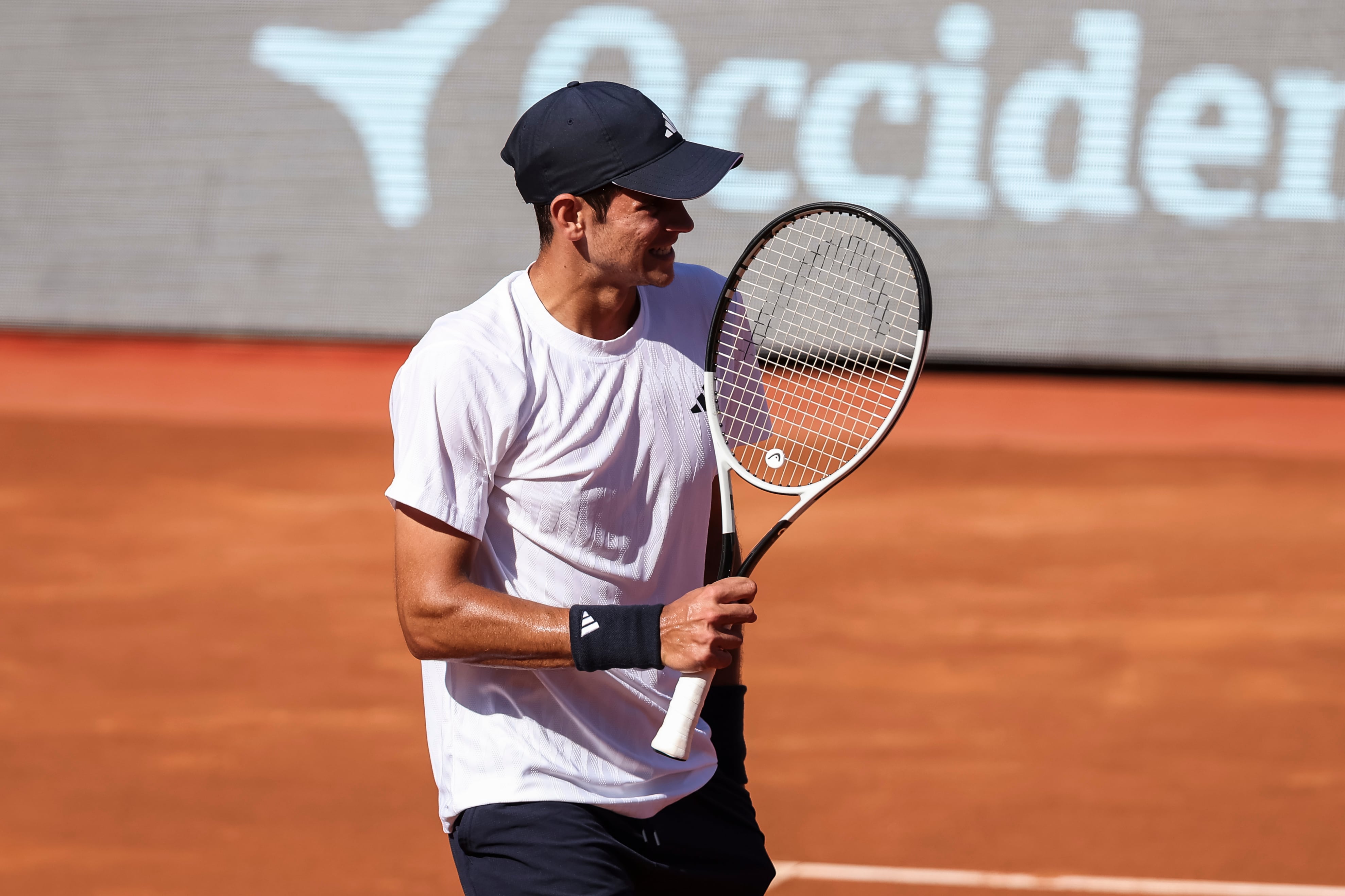 Rafa Jódar, durante su partido ante Ugo Carabelli del Conde de Godó
