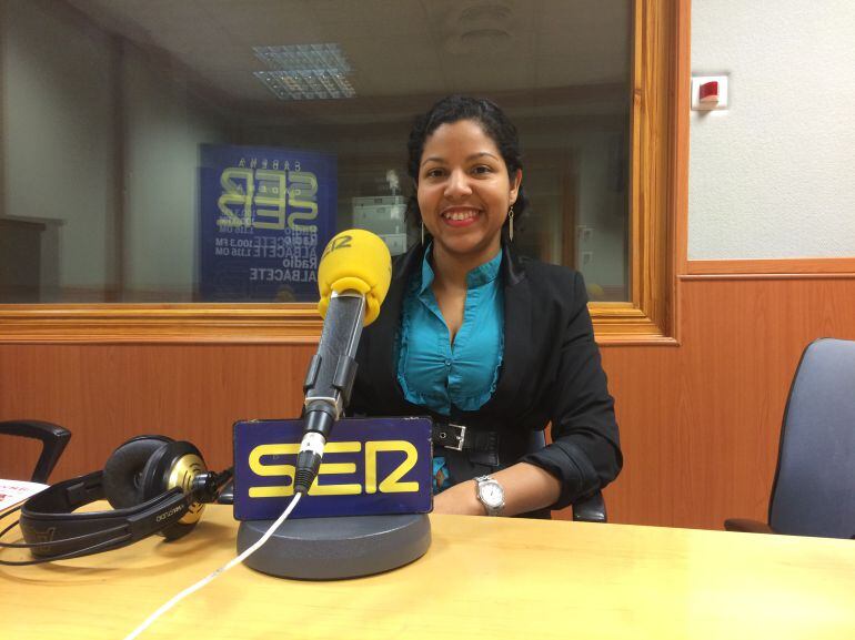 La doctora Darliny Díaz, en Radio Albacete