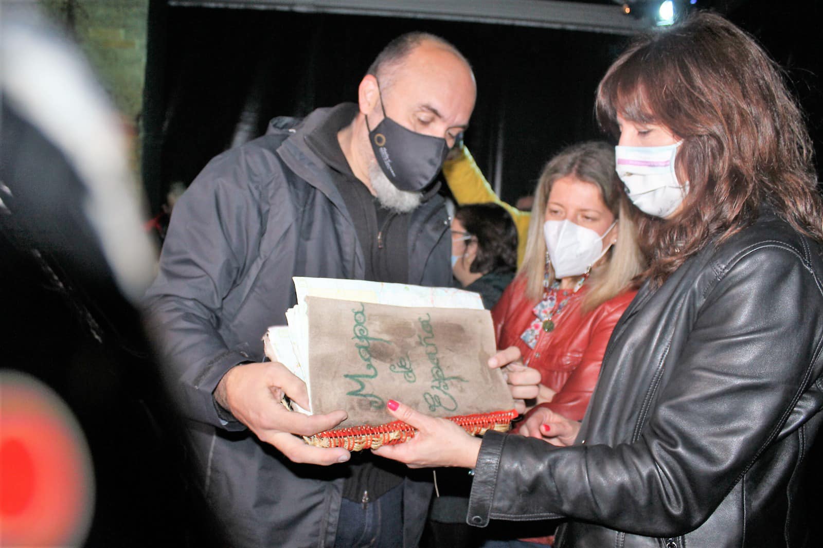 Blanca Fernández e Inmaculada Jiménez en el Scape Room