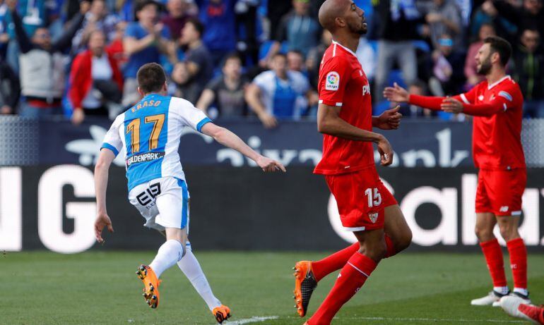 Eraso celebra el tanto frente al Sevilla