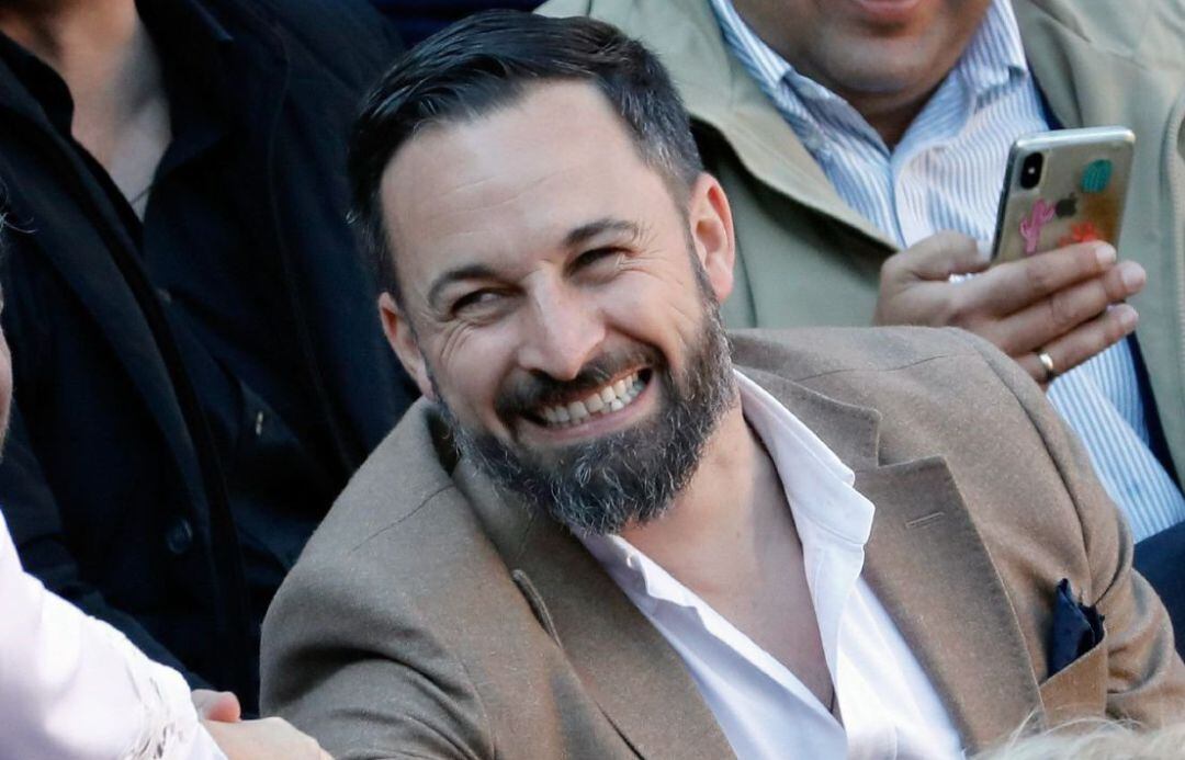 El lider de VOX, Santiago Abascal, junto al torero Morante de la Puebla