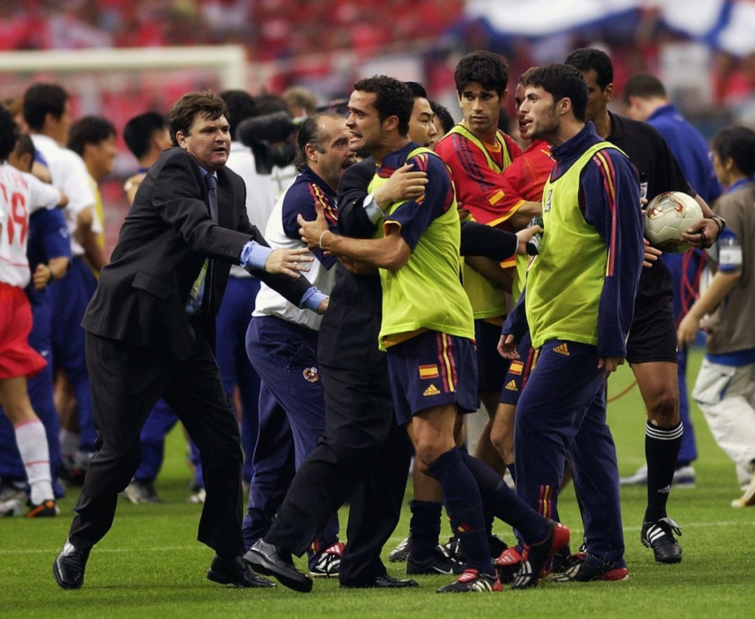 La selección española cae derrotada ante Corea del Sur en el Mundial de 2002.