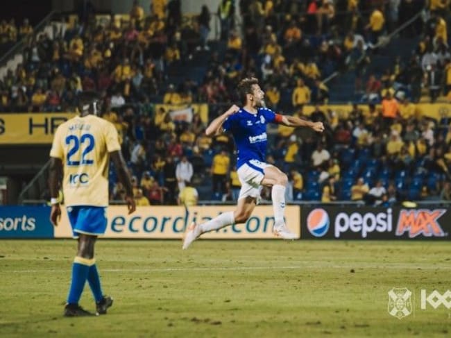 Aitor Sanz celebra un gol ante la UD Las Palmas