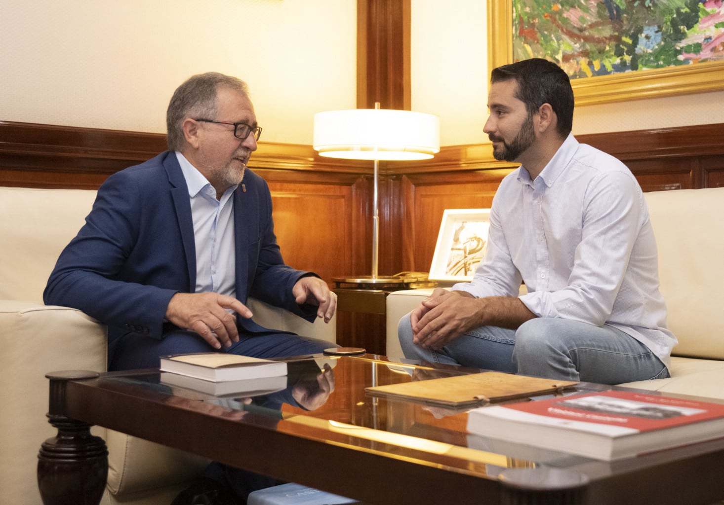 El alcalde de l’Alcora, Samuel Falomir, se ha reunido el presidente de la Diputación de Castellón, José Martí,