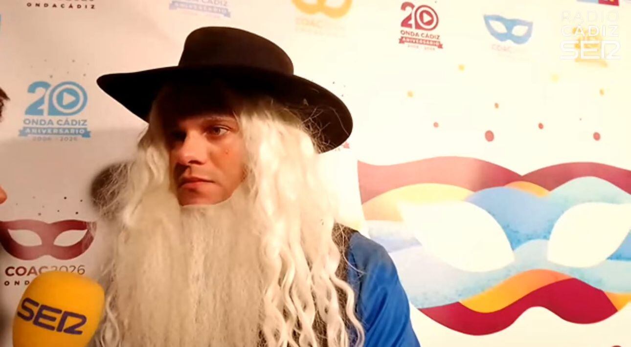 Ale 'El Peluca' en el micrófono de SERxCuatro