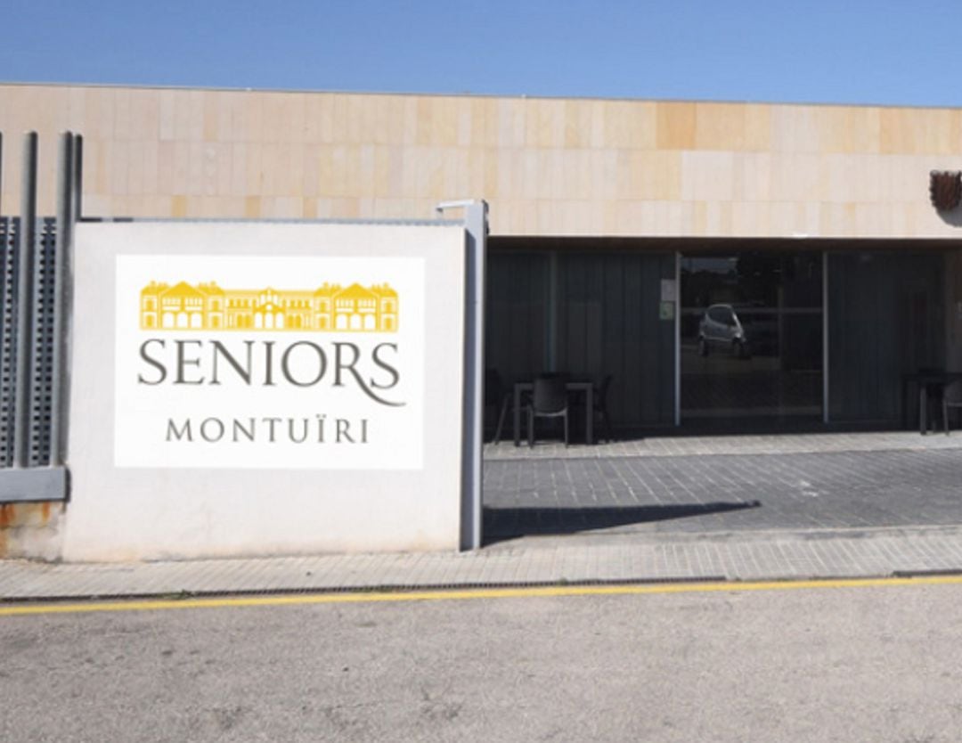 Imagen de la fachada de la residencia Seniors de Montuiri