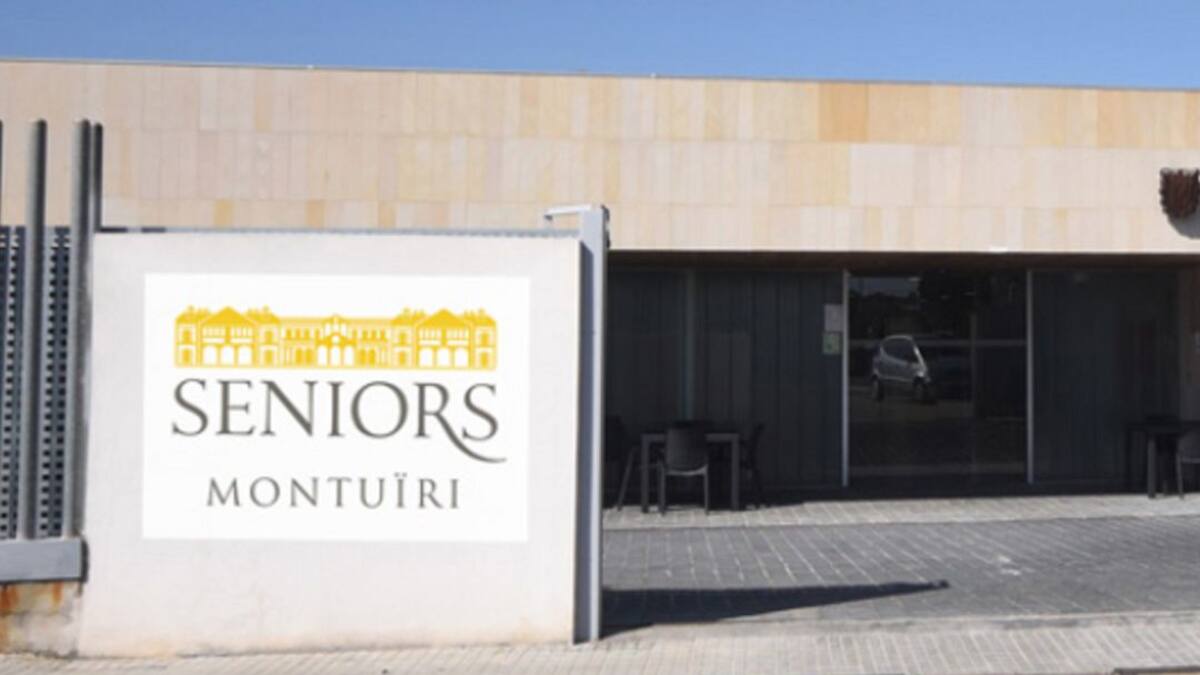 Cinco ancianos contagiados tras recibir la segunda dosis de la vacuna hace 15 días