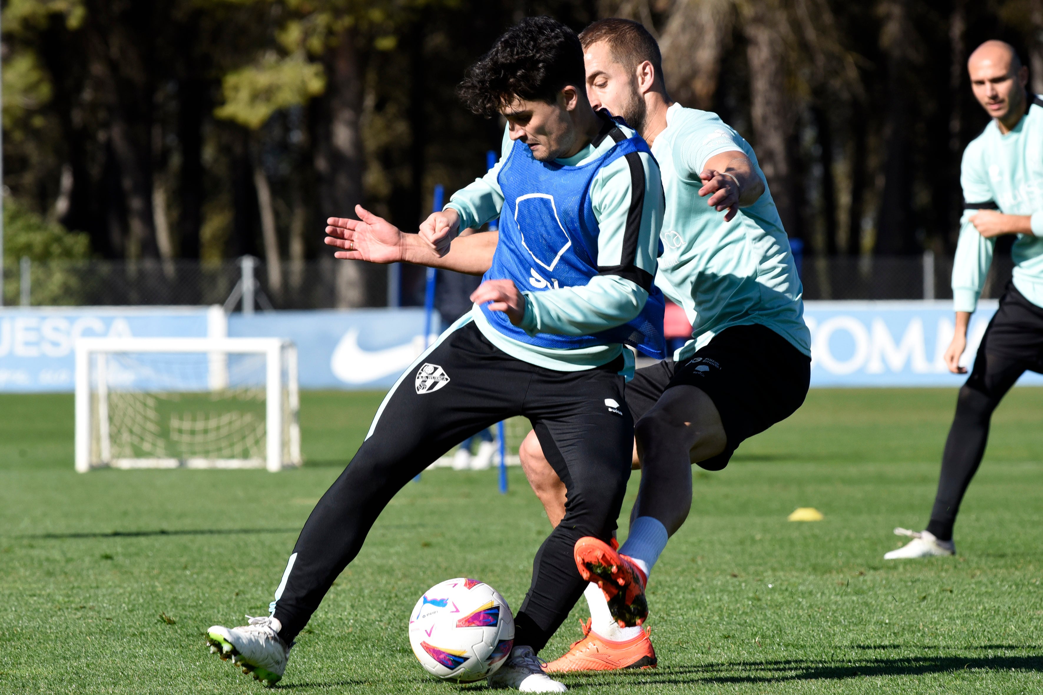 La SD Huesca ha realizado el primer entrenamiento antes del choque con el Espanyol
