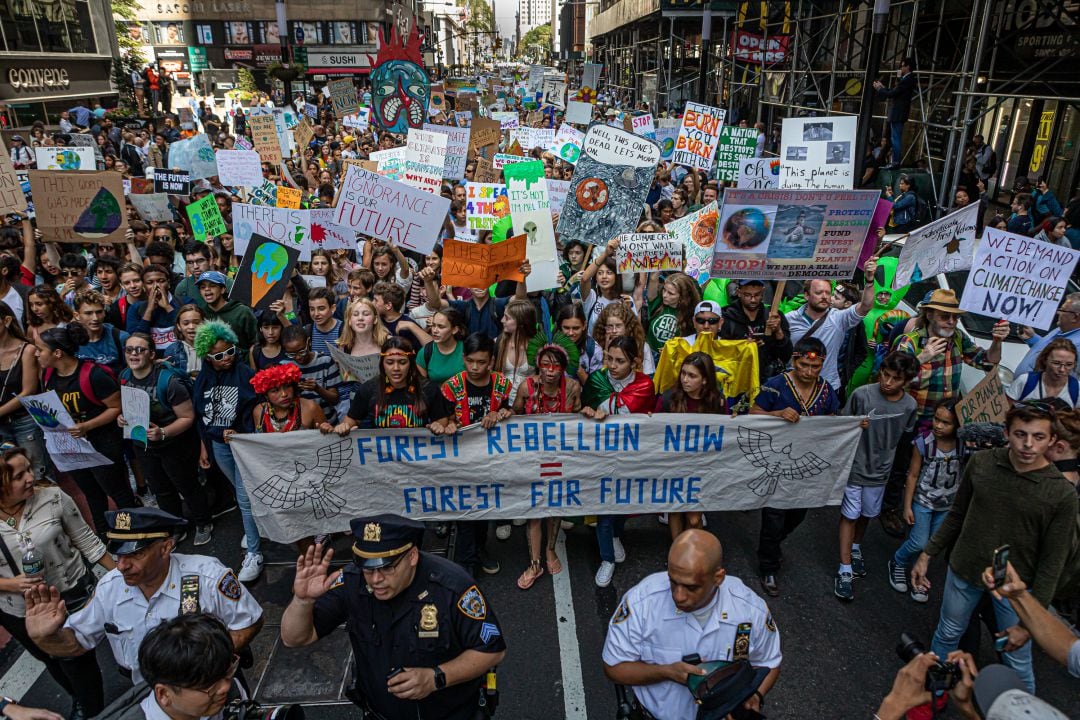 Imagen de una marcha sobre el clima en Nueva York