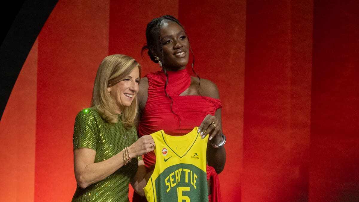 Awa Fam hace historia al ser elegida en el número 3 del Draft de la WNBA por los Seattle Storm
