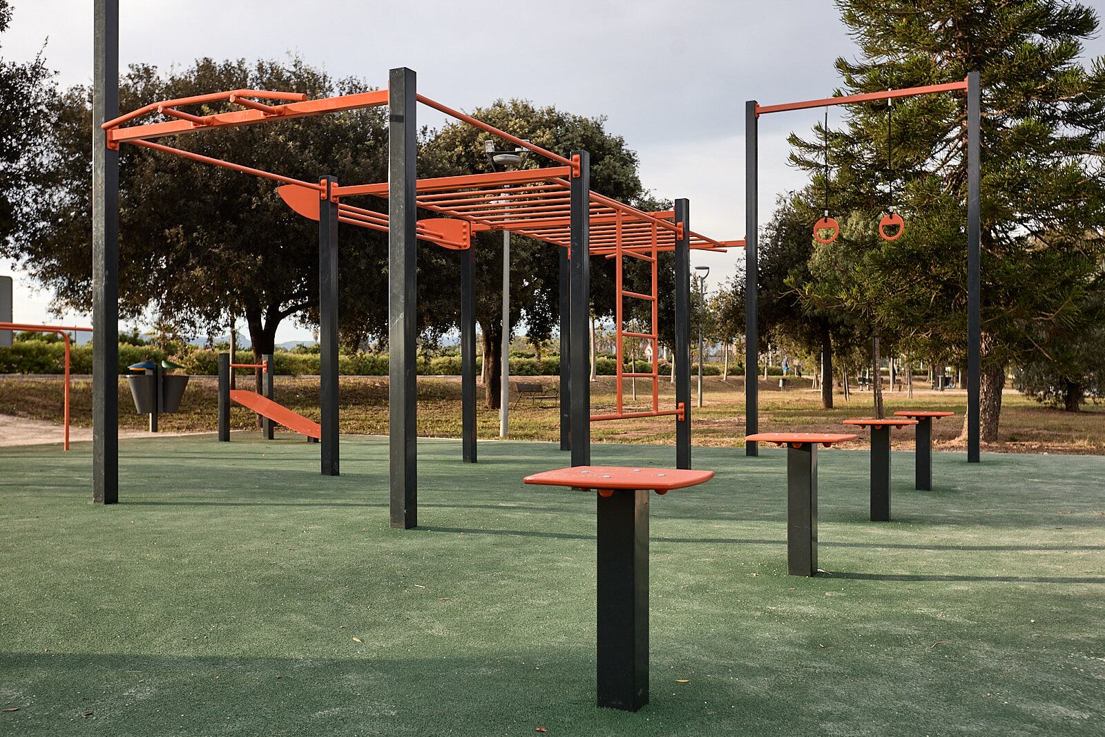 Nueva zona deportiva en la Avinguda del Grau de Gandia.