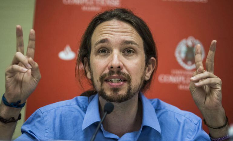 El secretario general de Podemos, Pablo Iglesias, durante su intervención en la inauguración del curso "El efecto Podemos. Entre la teoría y la práctica"