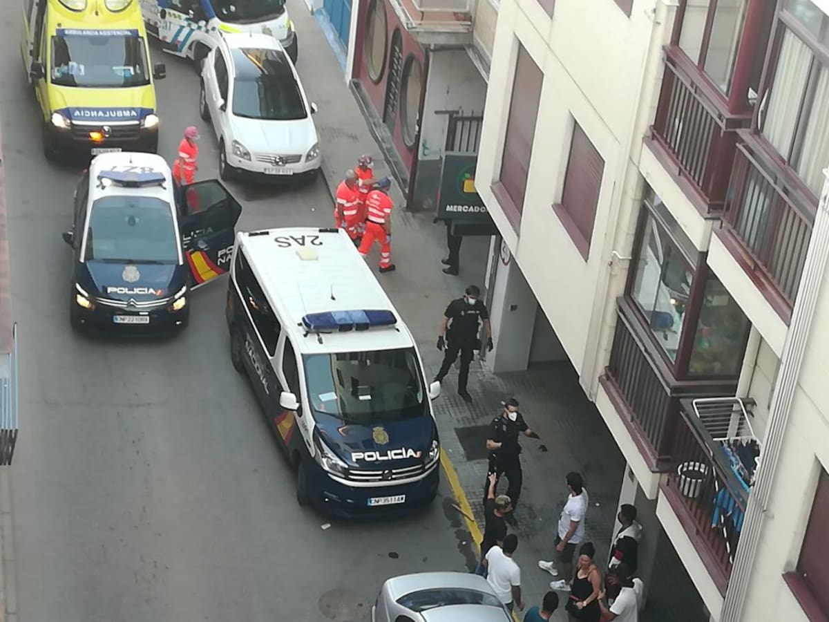 Siete detenidos y dieciocho identificados por peleas en la calle Hospicio