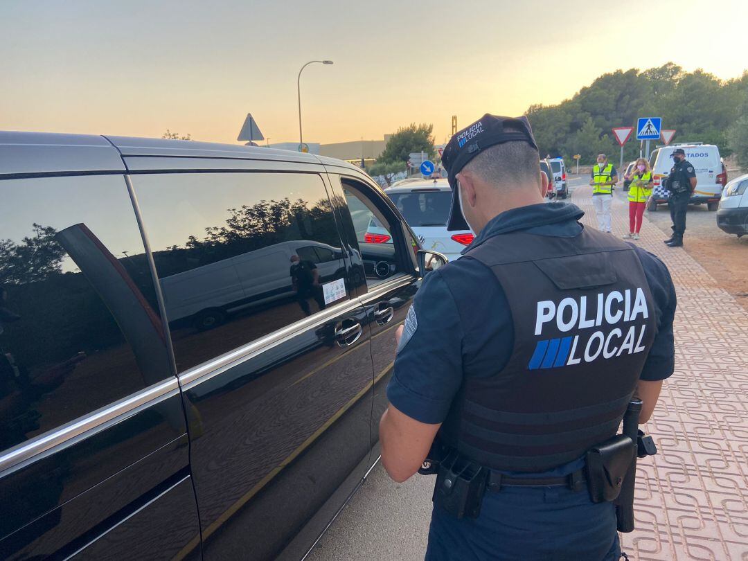 Un momento durante los controles policiales