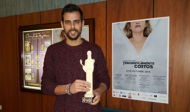 Ángel Gómez es el director de &quot;Behind&quot;, el cortometraje ganador del Teroríficamente Cortos 2016