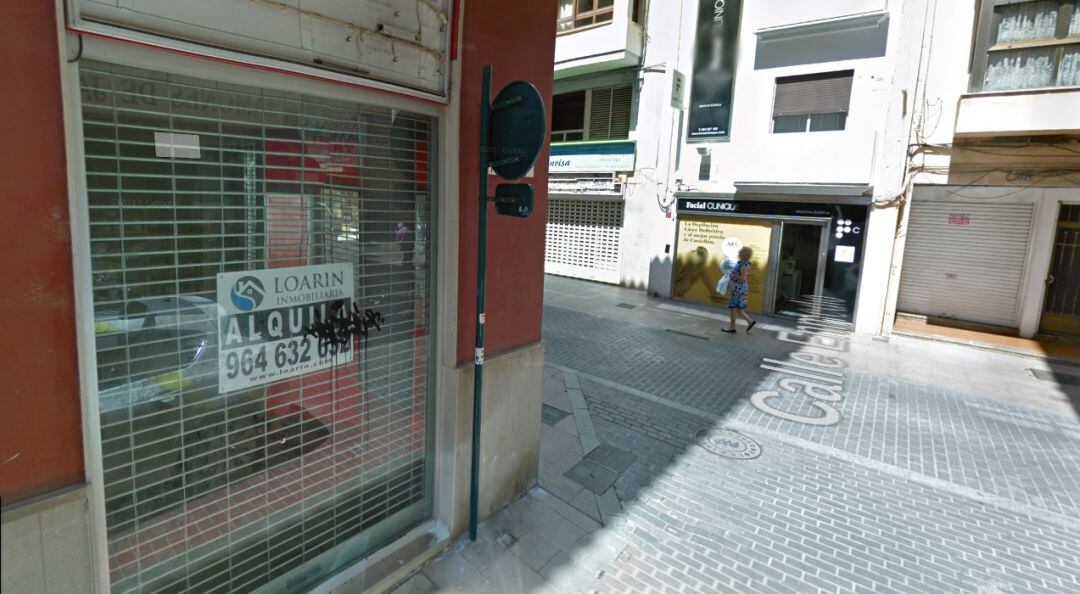 Una de las calles con más locales comerciales en alquiler es la calle Enmedio de Castelló