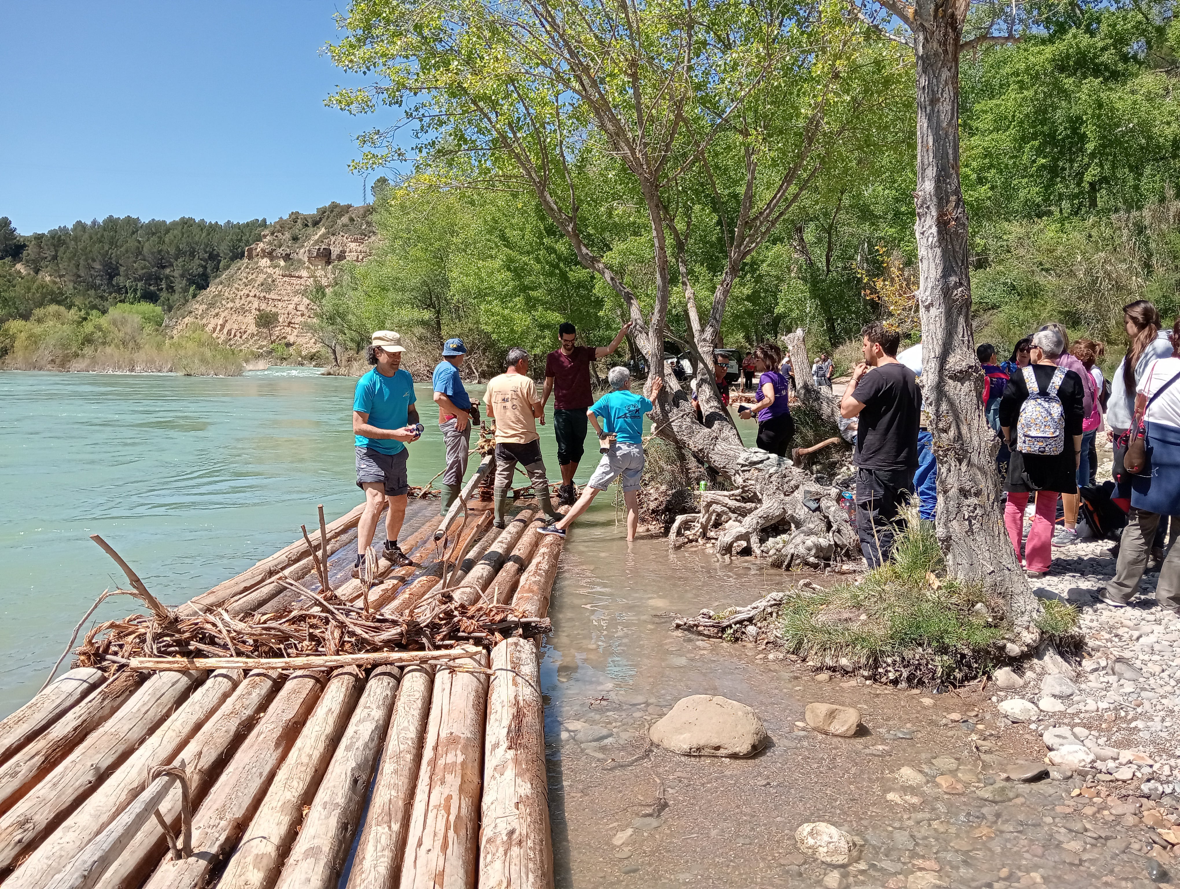 Preparación de las navatas antes del descenso de este domingo