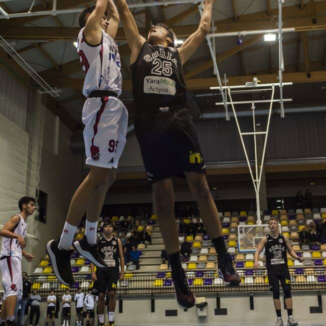 El equipo Junior masculino sucumbió 53-92 ante el Ciudad de Valladolid B.