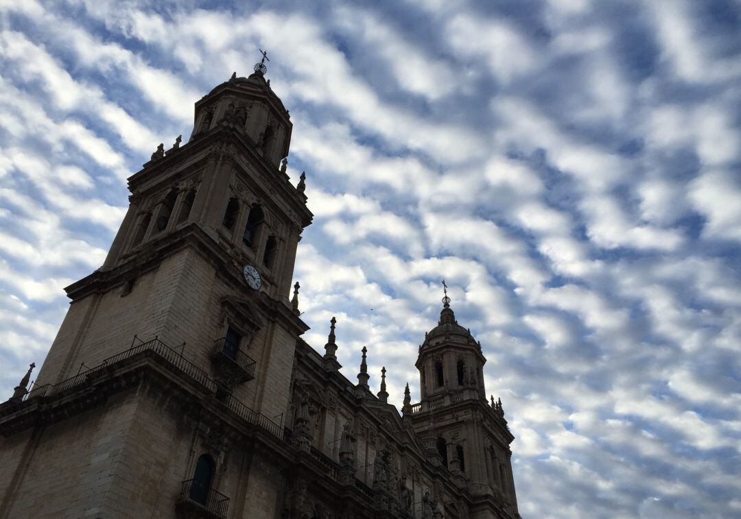 Fachada principal de la catedral de Jaén.