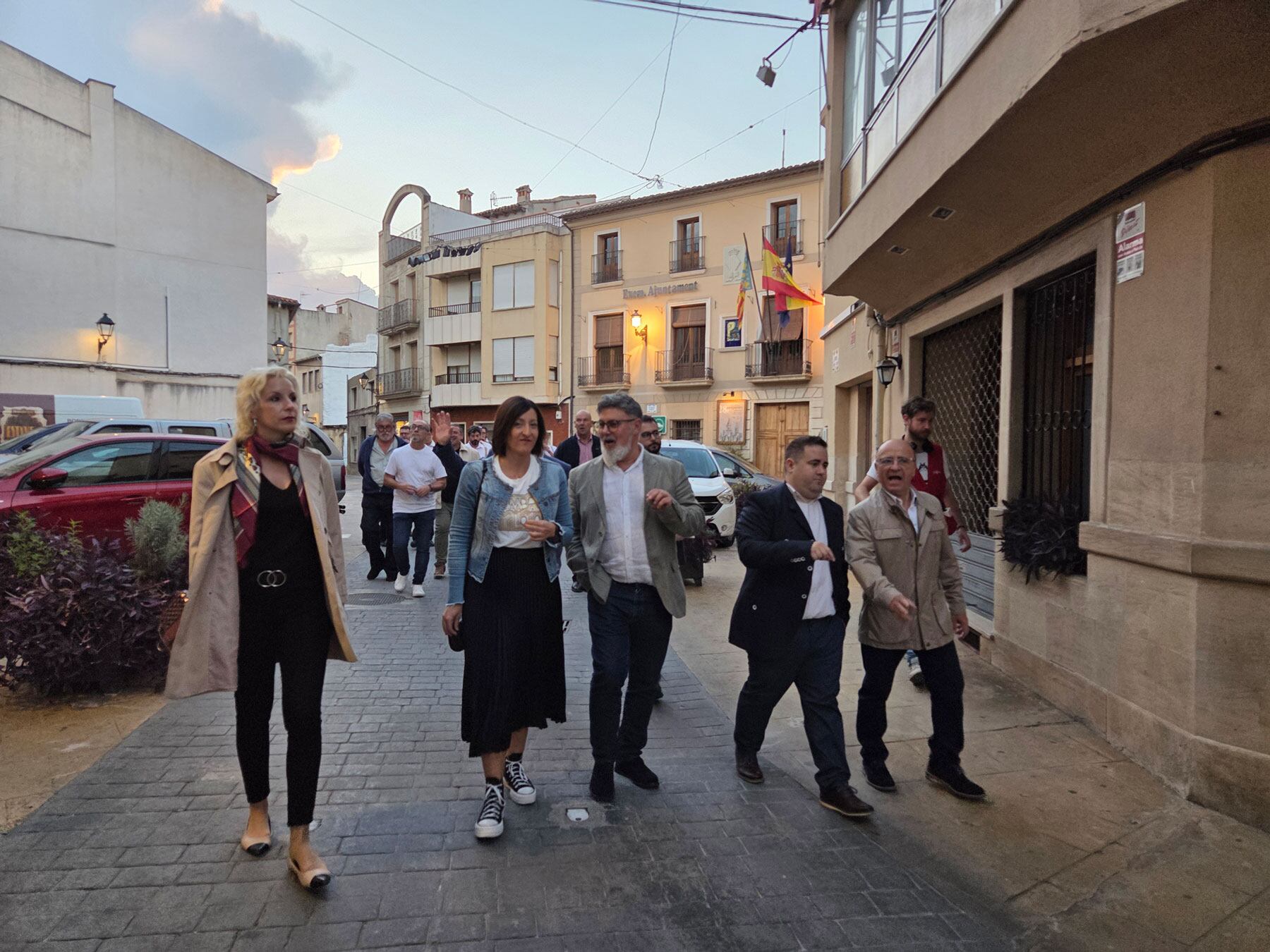 El recorregut amb la música de La Xafigà ha anat des del Centre Cultural Polivalent fins a la plaça Matzem passant per l'Ajuntament