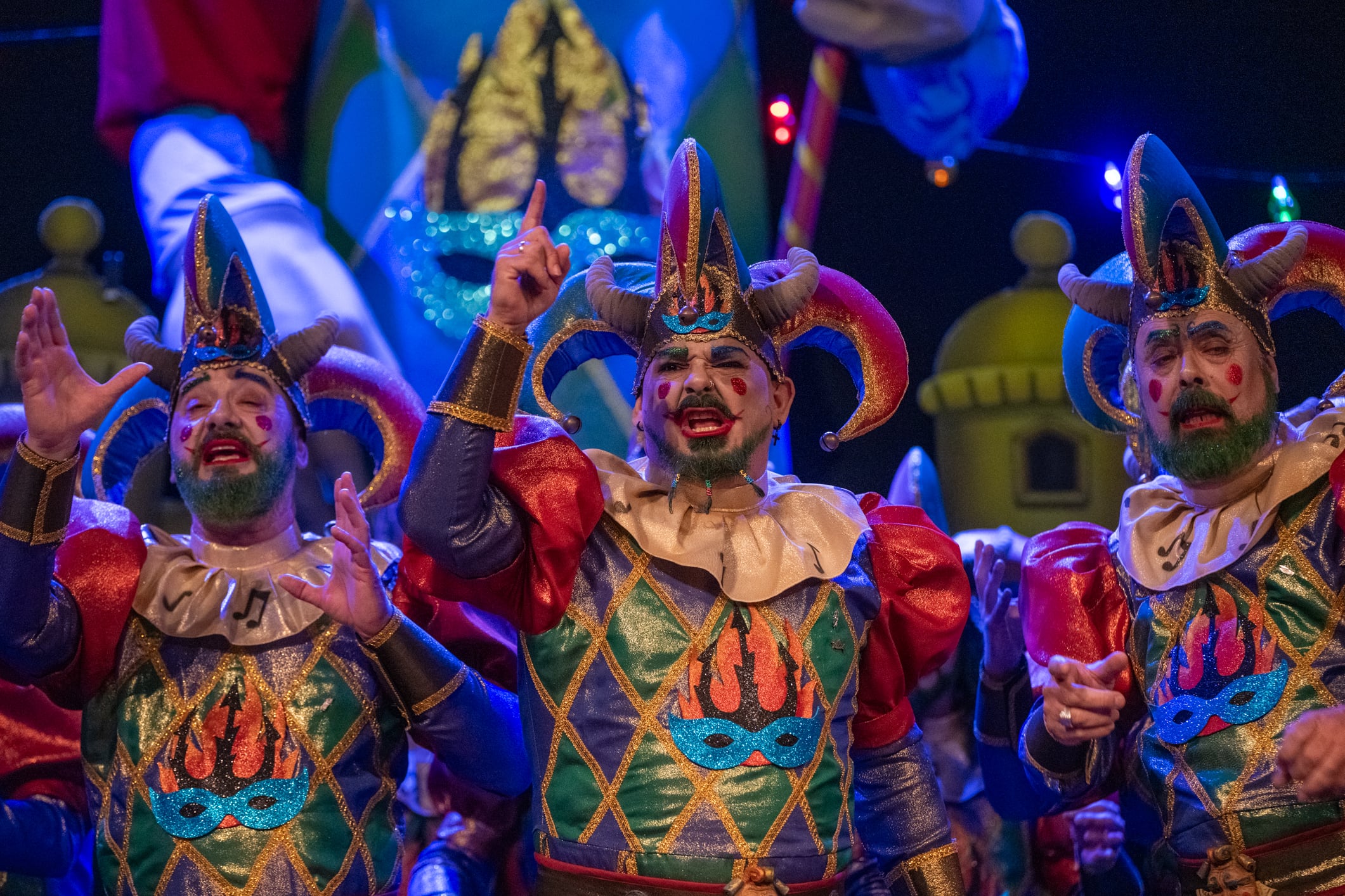 El coro de Fali Pastrana, &#039;Los guardianes del Dios Momo.