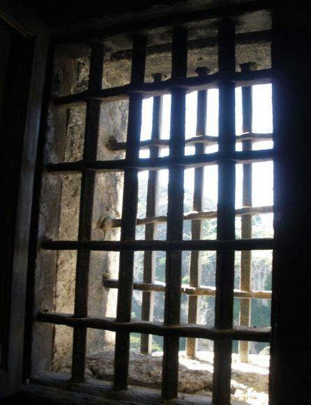 Ventana enrejada de la cárcel del Corregidor de Cuenca,