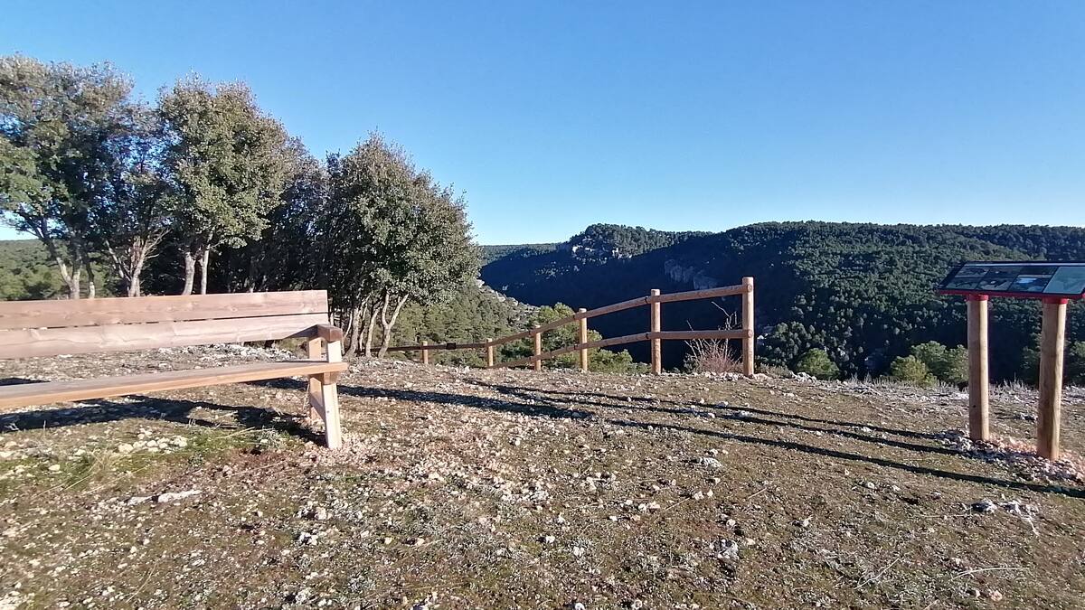 Desde Cuenca se ve Guadalajara: ruta hasta el mirador de Villalba de la Sierra