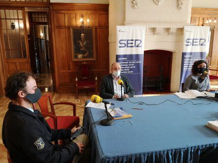 Daniel Casanova y Javier Cantero miembros de la Asociación Amigos de Vital Alsar durante su participación en el programa.