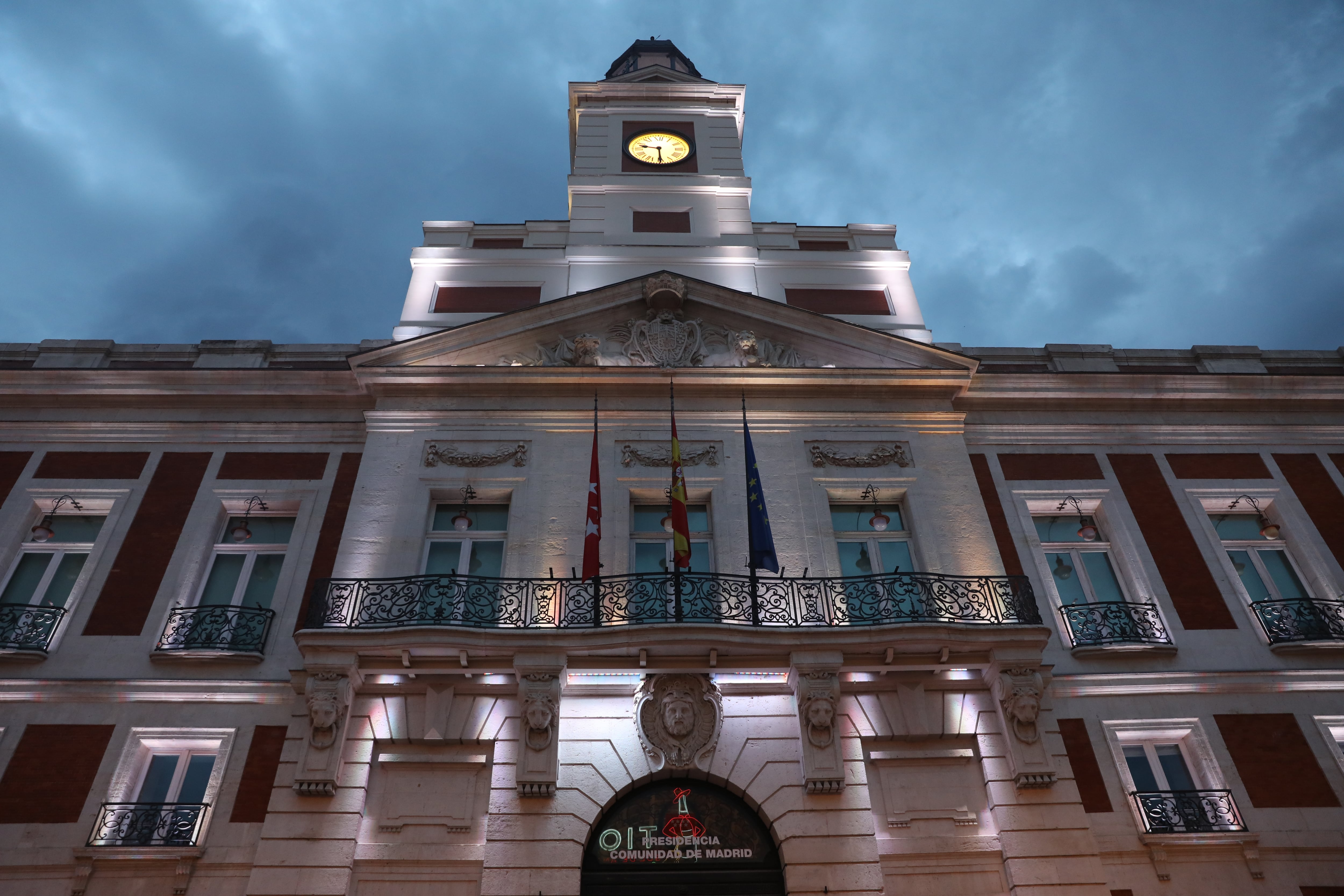 Fachada de la sede del Gobierno de la Comunidad de Madrid, en la Puerta del Sol.