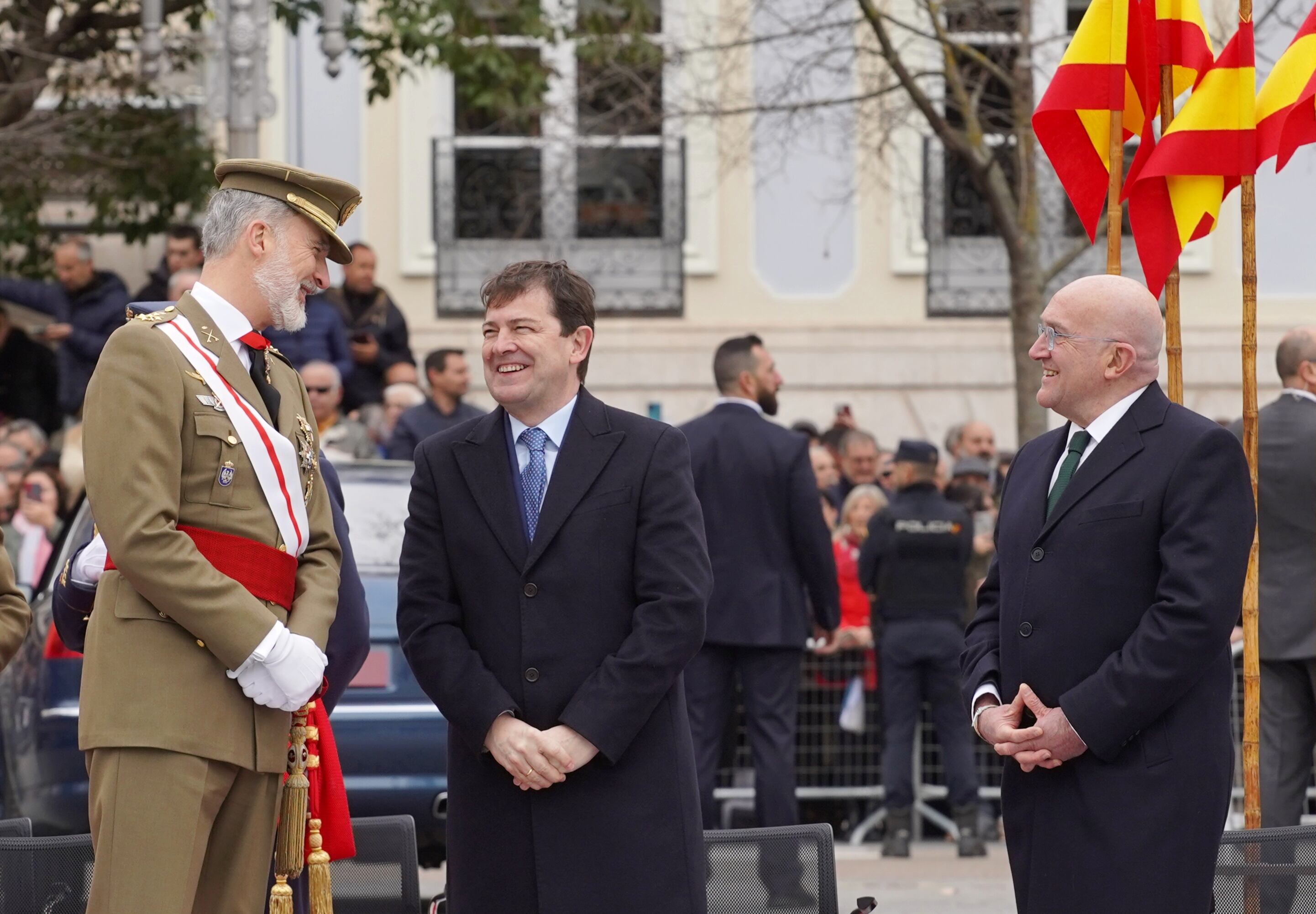 Celebración del acto por el 375 aniversario del Regimiento de Caballería ‘Farnesio’ 12, que preside el rey Felipe VI, acompañado por la ministra de Defensa, Margarita Robles, y el presidente de la Junta, Alfonso Fernández Mañueco.