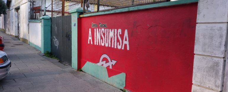 A Insumisa