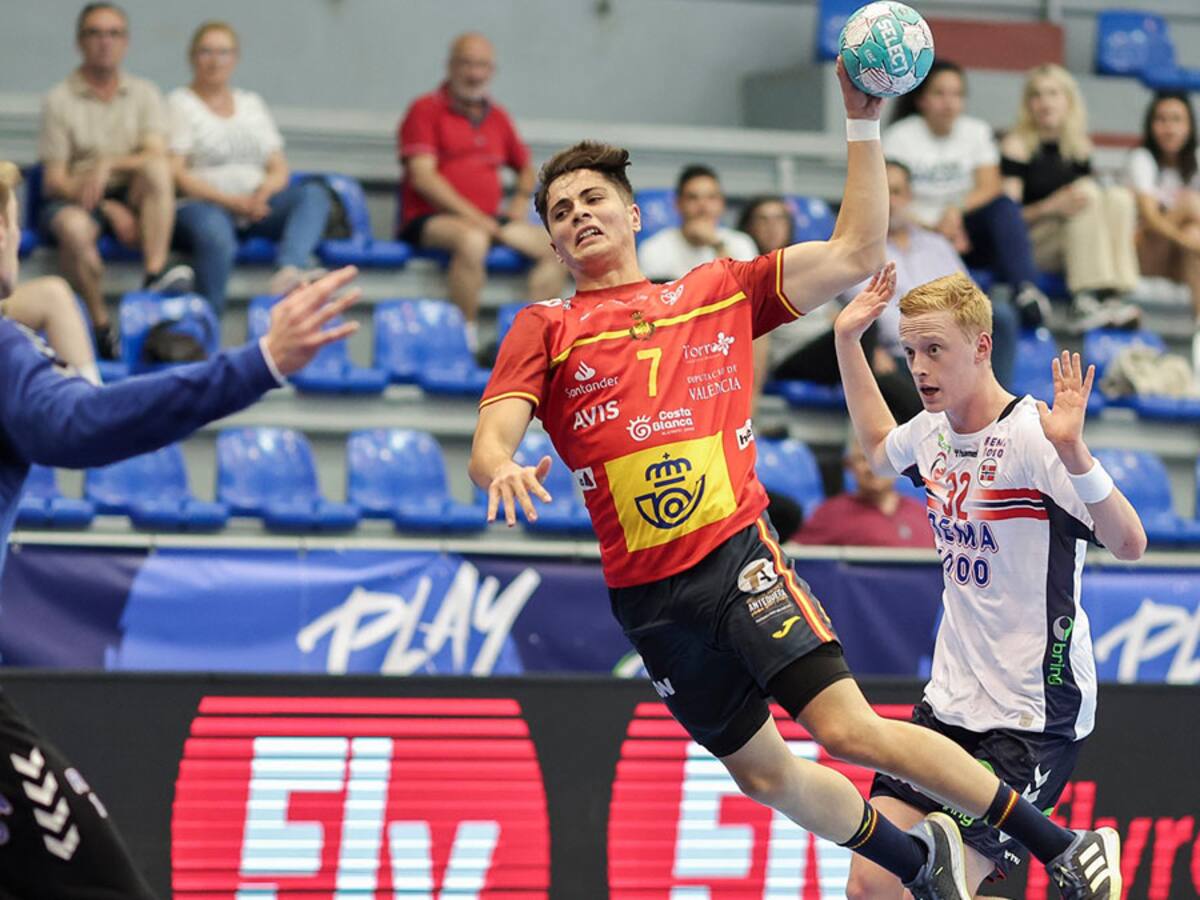 Antonio Martínez entra en la primera lista de Ribera