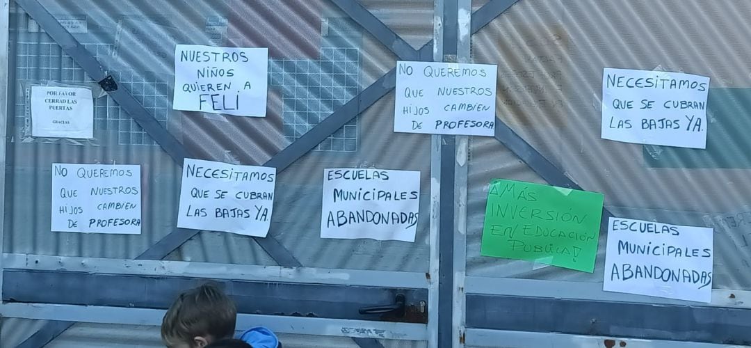 Los padres y madres de las escuelas infantiles municipales de Leganés reclaman la cobertura de bajas