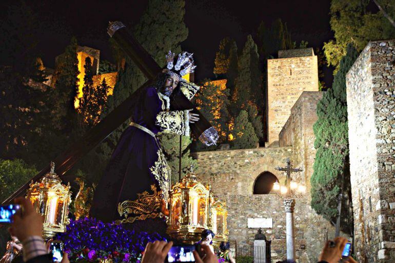 Vía crucis de la Cofradía de Jesús el Rico de Málaga