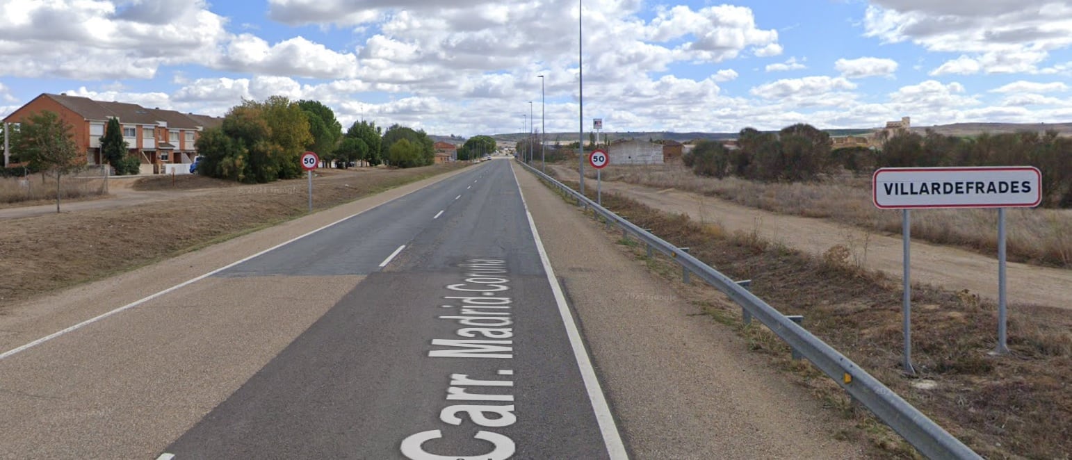 Entrada al municipio de Villardefrades, Valladolid