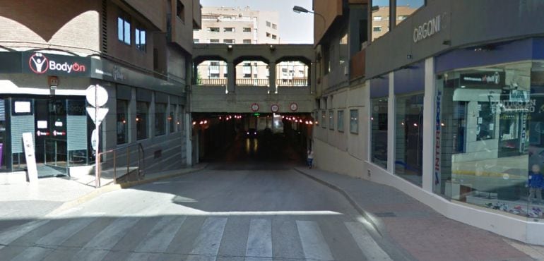 La calle Caba está hoy cortada con el túnel de Villacerrada